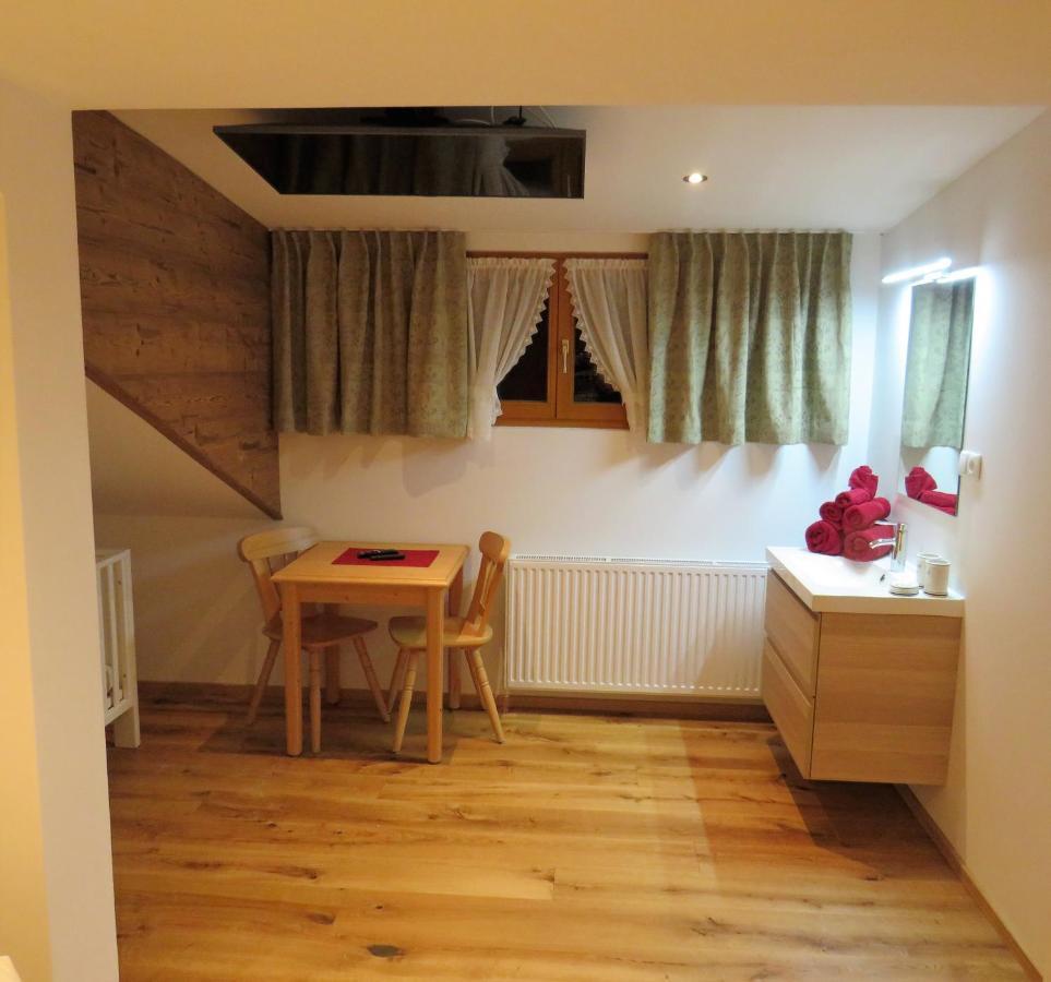 Haus Hubertus - Gaestehaus Sahler Партенен Екстериор снимка